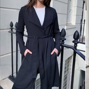 Babaton Flowy trench coat